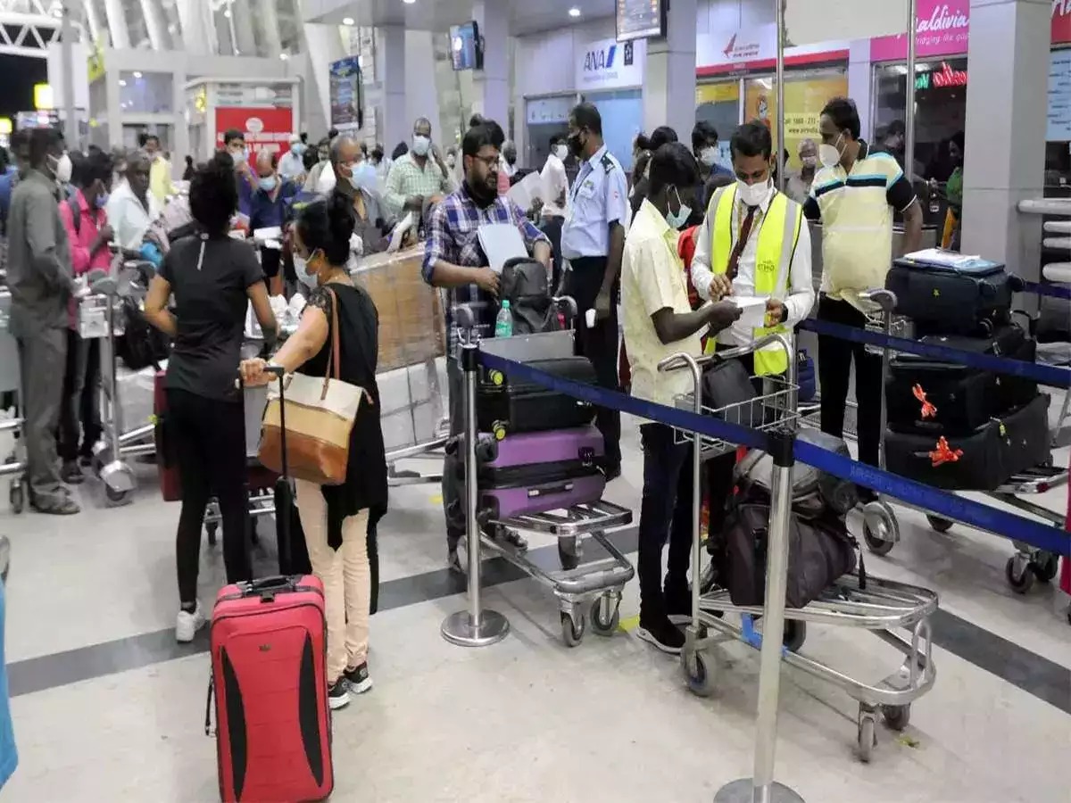 சென்னை விமானத்தில் இது கட்டாயம்….. மீறுபவர்களுக்கு அபராதம்….. வெளியான அறிவிப்பு…..!!!
