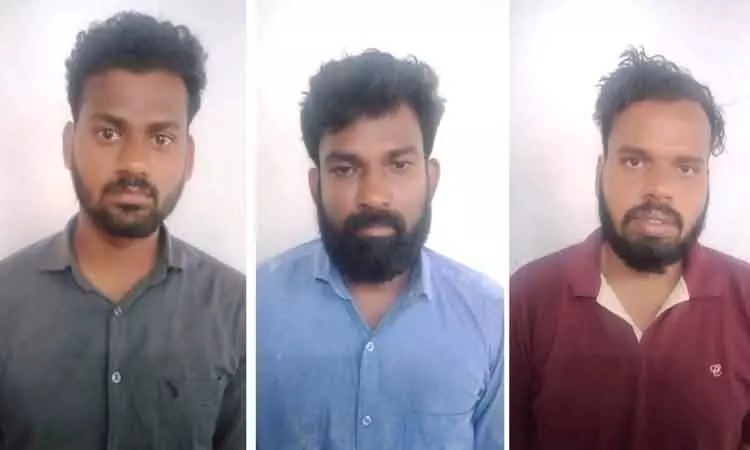 கார் ஷோரூம்: ரூ.43 லட்சம் மோசடி…. விசாரணையில் வெளிவந்த உண்மை…. பரபரப்பு….!!!!