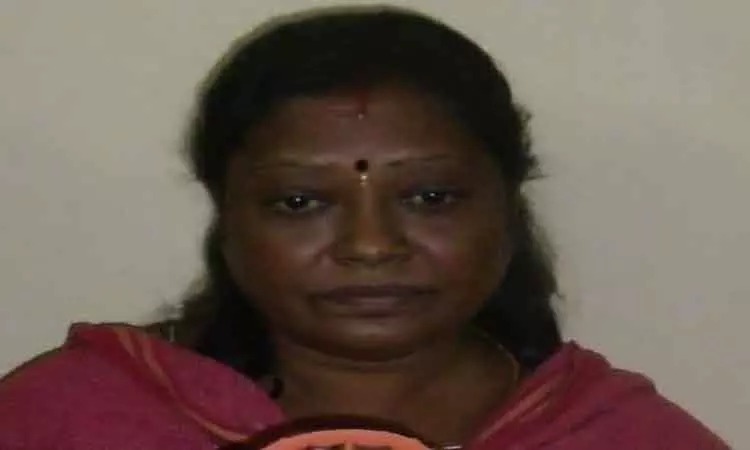 சட்டவிரோத செயலில் சிக்கிய பெண்…. 10 வருஷம் ஜெயில்…. நீதிமன்றம் அதிரடி உத்தரவு….!!!!!