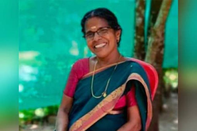 10 மாதம் சுமந்து பெற்ற தாய்க்கு….. விஷம் வைத்து கொன்ற மகள்…. பெற்றதற்கு இதுதான் பரிசா….? அதிர்ச்சி….!!!!