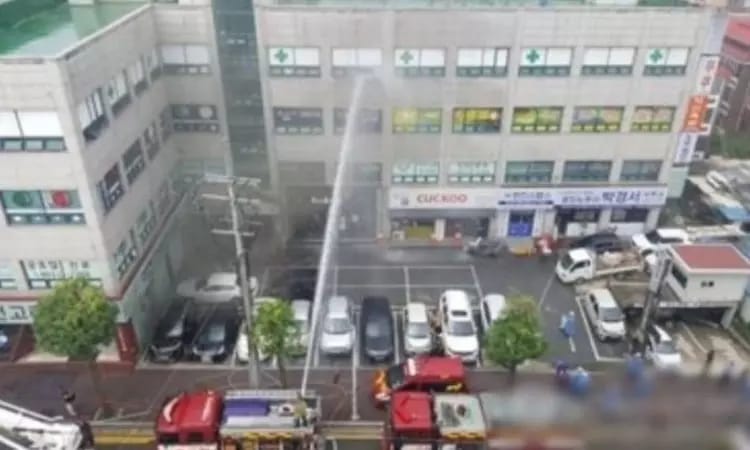 மருத்துவமனையில் பயங்கர தீ விபத்து…. 5 பேர் உடல் கருகி பலி…. 37 பேர் படுகாயம்…. பெரும் பரபரப்பு….!!!