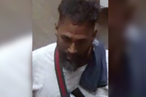 மக்களே அலர்ட்!….. “மார்பில் பச்சை குத்தியிருப்பார்”….. போலீசார் விடுத்த எச்சரிக்கை….!!!!