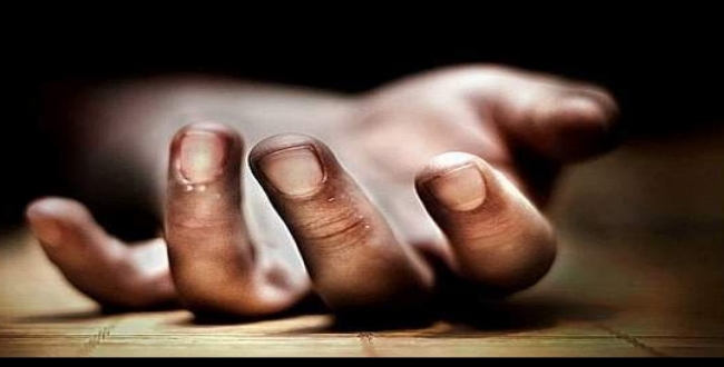 நிச்சயதார்த்தம் நடக்க இருந்த நிலையில்….. மர்மமாக இறந்த இளம்பெண்….  போலீஸ் விசாரணை…!!!