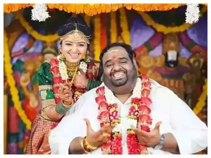 “இப்படியா ப்ரொபோஸ் செய்வது…?”… மகாலட்சுமியிடம் ரவீந்தர் எப்படி செய்தார் தெரியுமா….????