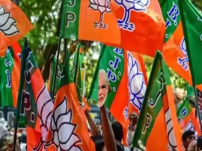 தமிழகத்தில் இந்த 8 தொகுதிகளில் தாமரை மலர போகிறது…. பாஜக போட்ட புதிய திட்டம்….!!!!