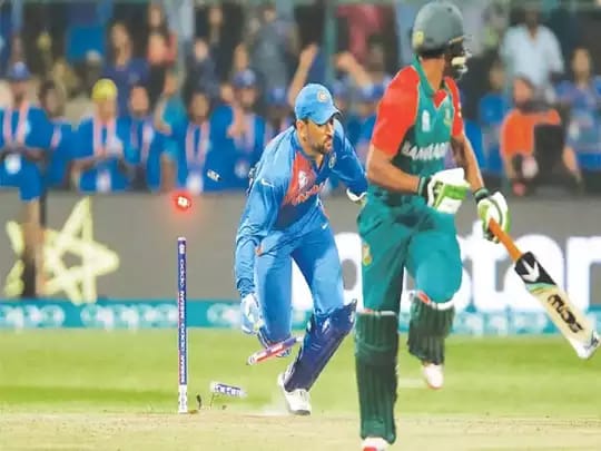 IND Vs SL: “WE MISS YOU DHONI” இணையத்தில் டிரெண்டாகும் ஹேஷ்டேக்குகள்…. எதற்காக தெரியுமா….?