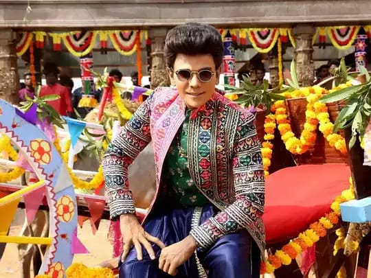 “என்ன வேணா சொல்லிக்கோங்க” அண்ணாச்சிக்கு எண்டே கிடையாது…. தி லெஜென்டால் கிடைத்த லாபம்….!!!!