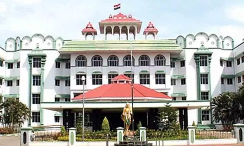 பிரதமரின் பிறந்த நாள் விழாவில்…. மாட்டு வண்டி பந்தயத்திற்கு அனுமதி மறுப்பு…. மதுரை ஐகோர்ட்டின் அதிரடி உத்தரவு….!!!!