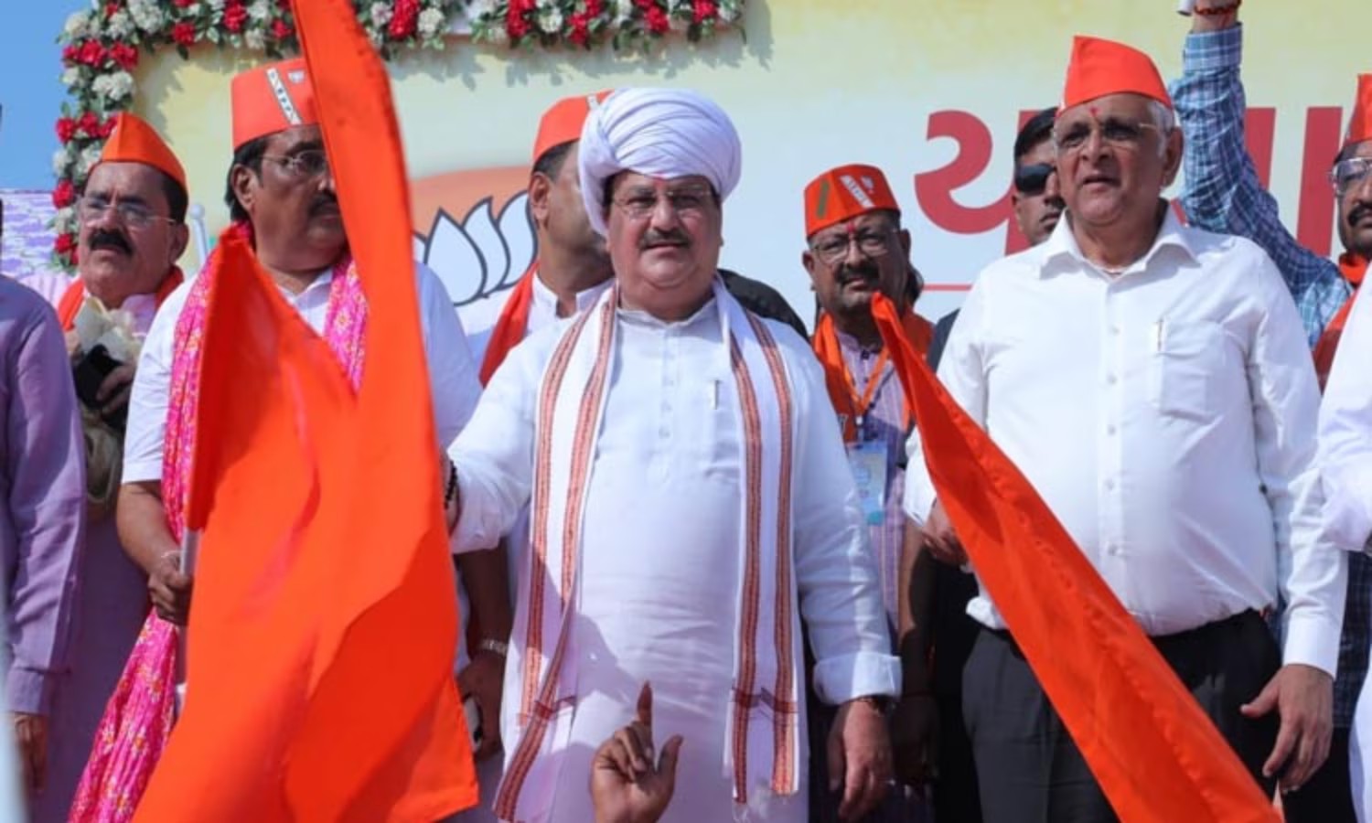 நாட்டில் எஞ்சியிருக்கும் ஒரே தேசிய கட்சி பாஜக மட்டும் தான்…. காங்கிரஸ் சுருங்கி விட்டது…. ஜே.பி நட்டா திட்டவட்டம்…..!!!!!