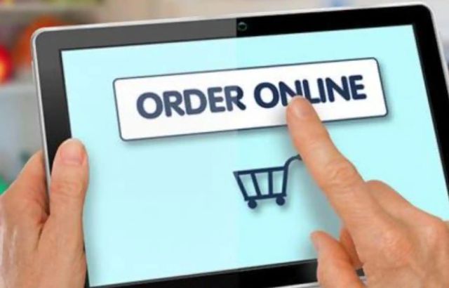 மக்களே உஷார்…. ஆன்லைனில் ஆர்டர் செய்த பெண்ணுக்கு காத்திருந்த அதிர்ச்சி…. பரபரப்பு சம்பவம்….!!!!