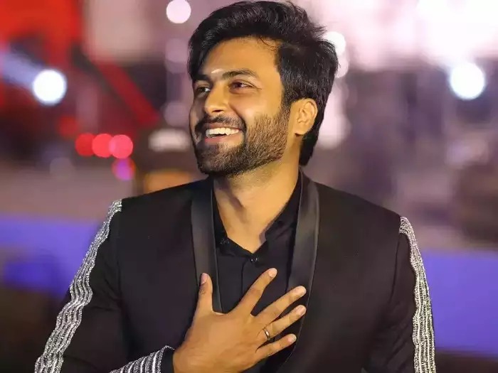 அச்சச்சோ!.. நடிகர் அஸ்வினுக்கு என்ன ஆச்சு….? மேடையில் கண் கலங்கியதால் திடீர் பரபரப்பு…..!!!!