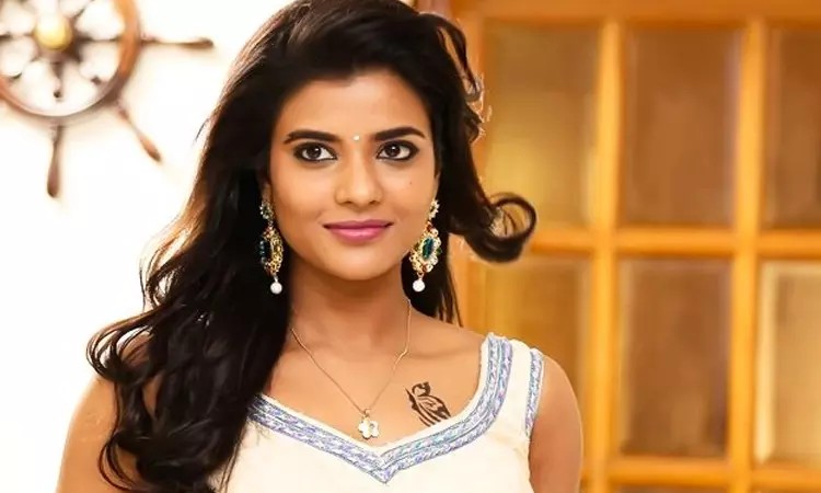 இந்தி படத்தில் களமிறங்கப் போகும் நடிகை ஐஸ்வர்யா ராஜேஷ்…. வெளியான தகவல்….!!!