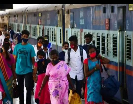 அடேங்கப்பா!…. வெறும் 3 நாட்களில் 6 லட்சம் பேர் பயணம்….. ரயில்வே வெளியிட்ட தகவல்….!!!!