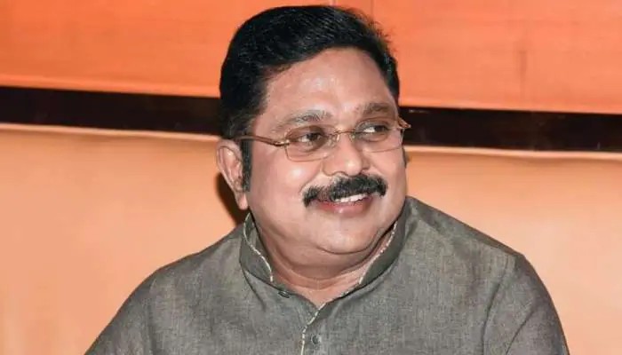 ஆளுநர் இப்படித்தான் செயல்படுகிறார்…. டிடிவி தினகரன் ஸ்பீச்…. அரசியல் வட்டாரத்தில் பரபரப்பு….!!!!