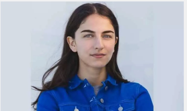 அடடே….! 26 வயதில் மந்திரி பதவி…. அசத்தும்  பிரபல நாட்டு இளம்பெண்….!!!