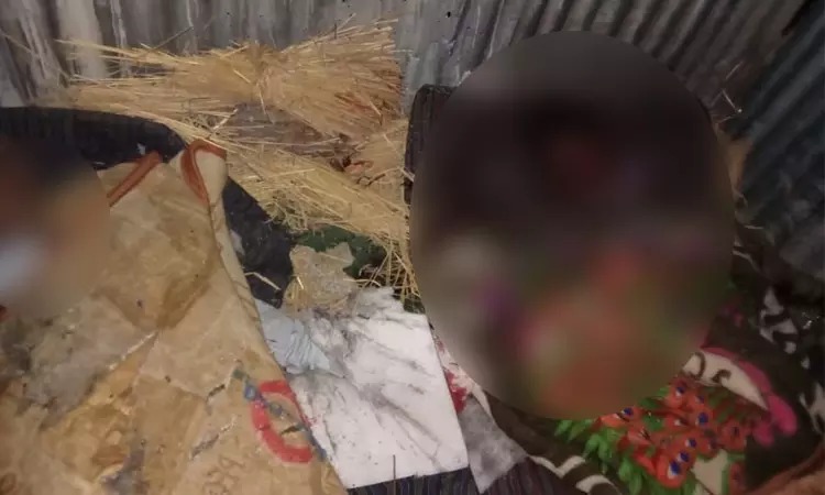 பகீர்!…. உறங்கிக் கொண்டிருந்த வெளிமாநில தொழிலாளர்கள்…. திடீர் குண்டு வீச்சு…. 2 பேர் பலி…. பெரும் பரபரப்பு சம்பவம்….!!!!