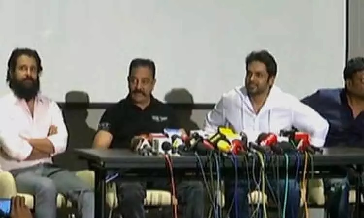 “ராஜராஜ சோழன் காலத்தில் இந்து மதம் என்ற பெயரில்லை”…. நடிகர் கமல் ஸ்பீச்….!!!!