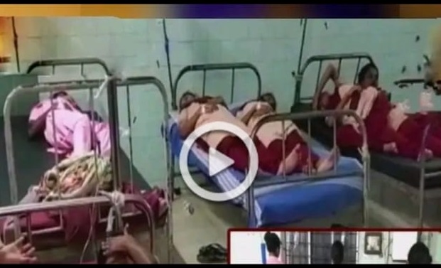 BREAKING: 50 அரசு செவிலியர் பயிற்சி பள்ளி மாணவிகள்…. மருத்துவமனையில் அனுமதி…!!!!!