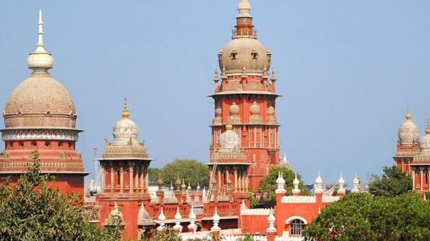 போக்குவரத்து விதிமீறல் அபராதம் உயர்வு….. அரசாணையை ரத்து செய்யக்கோரி ஐகோர்ட்டில் வழக்கு.!!