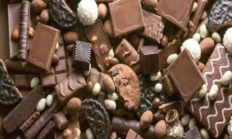 பெற்றோர்களே உஷார்!…. சாக்லேட் சாப்பிட்ட சிறுவன்…. நொடியில் நேர்ந்த விபரீதம்…. பெரும் சோகம்….!!!!