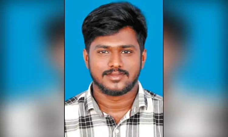 மாமல்லபுரத்தை சுற்றி பார்த்த வாலிபர்கள்….. விபத்தில் சிக்கி மாணவர் பலி; நண்பர் படுகாயம்…. பரபரப்பு சம்பவம்….!!