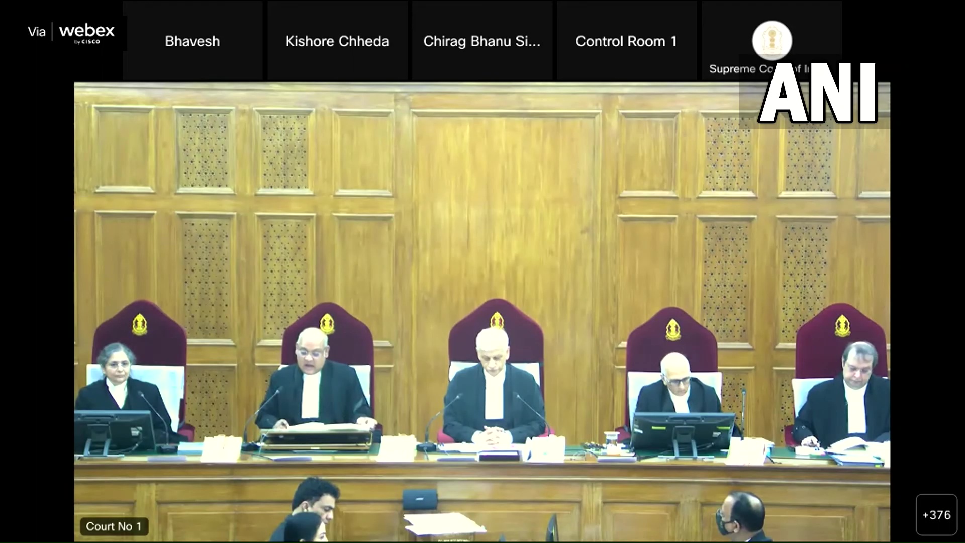 #BREAKING : பொருளாதாரத்தில் பின்தங்கியோருக்கு 10 % இட ஒதுக்கீடு வழங்கியது செல்லும் – உச்சநீதிமன்றம்..!!