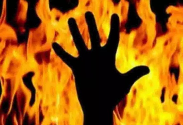 இந்தி திணிப்புக்கு எதிர்ப்பு தெரிவித்து திமுக பிரமுகர் தற்கொலை… சேலத்தில் பரபரப்பு..!!