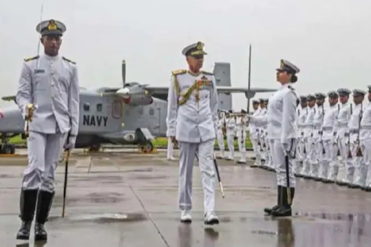 1400 பணியிடங்கள்…. 12th முடித்தவர்களுக்கு ரூ.30,000 சம்பளத்தில்…. இந்திய கடற்படையில் வேலை….!!!!!