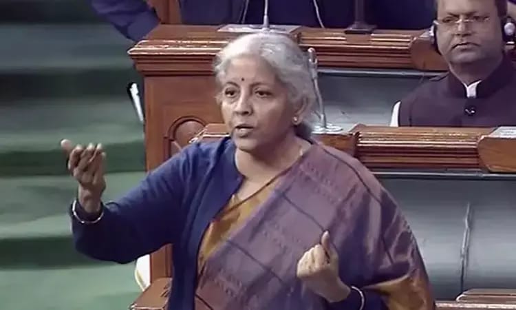 “இந்தியாவில் ரூ. 10 லட்சம் கோடி வாரா கடன்கள் தள்ளுபடி”…. மத்திய நிதி மந்திரி நிர்மலா சீதாராமன் தகவல்…!!!!!