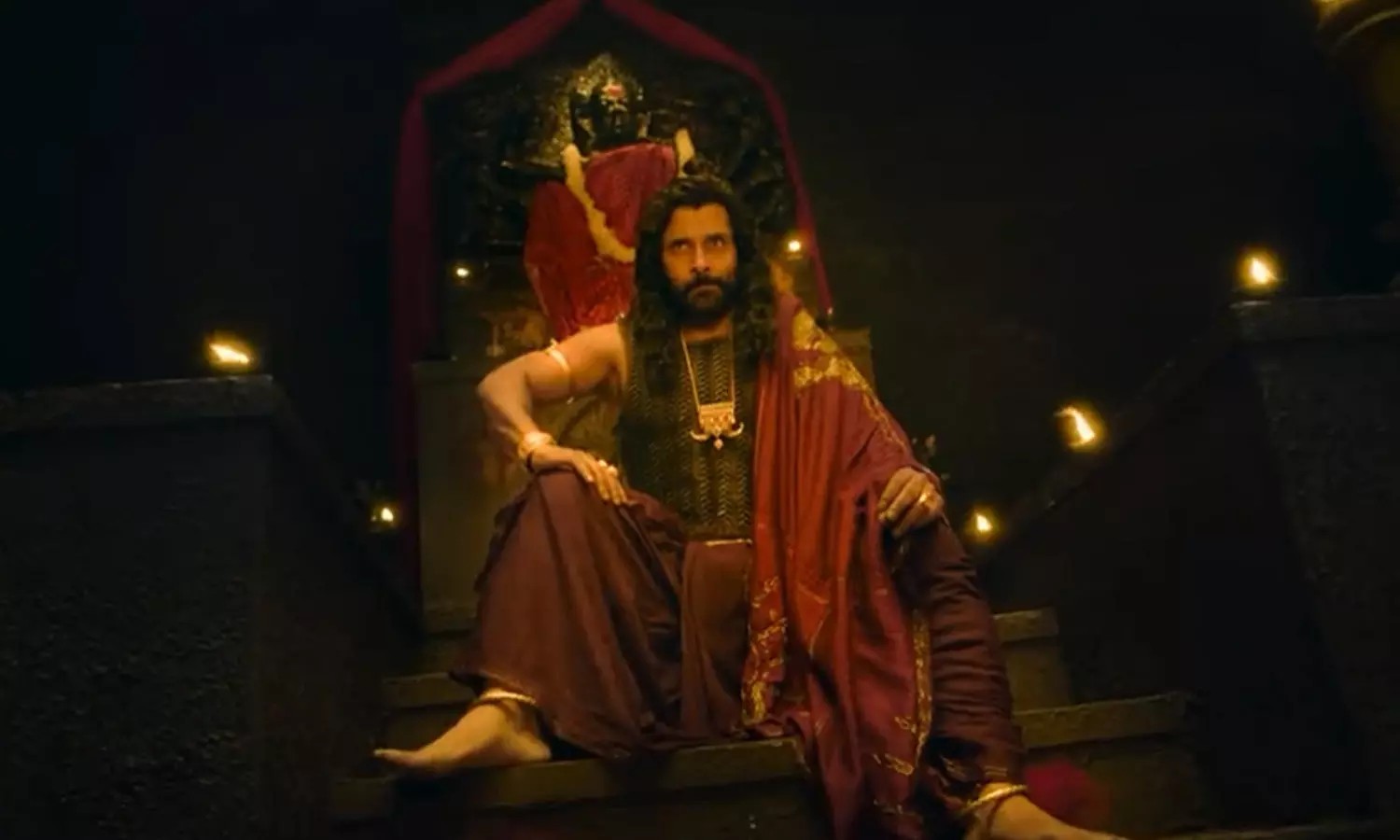 பொன்னியின் செல்வன்-2 படத்தின் புது போஸ்டர் வெளியீடு…. இணையத்தில் வைரல்….!!!!