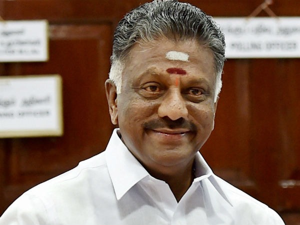 ஓபிஎஸ் அணியில் இருந்து விலகும் “முக்கிய புள்ளி”…. நாளை திமுக-வில் இணைகிறார்?…. வெளியான தகவல்….!!!!