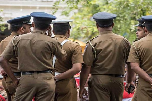 இன்று முதல் இது கட்டாயம்…. காவல்துறையினருக்கு புதிய  உத்தரவு….!!!!