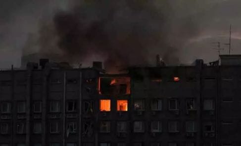 உக்ரைன் – ரஷ்யா போர் எதிரொலி… இருளில் மூழ்கிய ஓடேசா நகரம்…!!!!!!