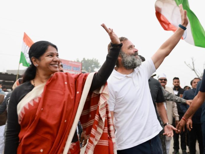 ராகுலுடன் பேரணியில் இணைந்த கனிமொழி…!!