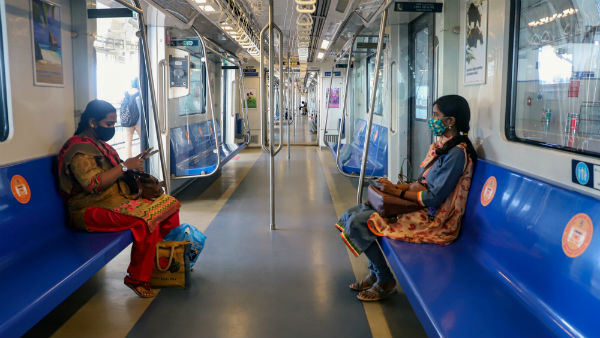 இனி டிக்கெட் எடுக்க… whatsapp மூலம் Hi அனுப்பினால் போதும்…. சூப்பர் அறிவிப்பு …!!!