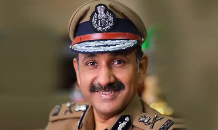 “பணி நேரத்தில் செல்போன் பயன்படுத்த கூடாது”…. ஆவடி மாநகர போலீஸ் கமிஷனர் எச்சரிக்கை…!!!