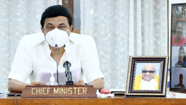 புதியவகை கொரோனா…. வெளிநாட்டு பயணிகளை பரிசோதனை செய்ய வேண்டும்…. முதல்வர் ஸ்டாலின்..!!