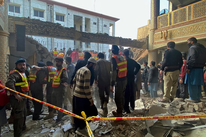 Peshawar Mosque blast : பாகிஸ்தானின் பெஷாவர் மசூதியில் தற்கொலை தாக்குதல் – பலி எண்ணிக்கை 90 ஆக உயர்வு..!!