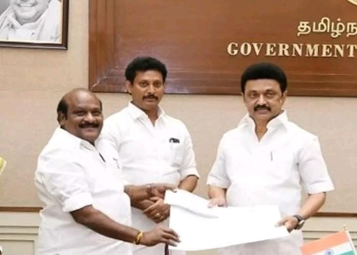 அடடே சூப்பர்…! நம்ம ஸ்கூல் திட்டம்: ஒருமாத சம்பளத்தை வழங்கிய திமுக எம்எல்ஏக்கள்…!