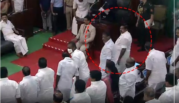 BREAKING: சட்டப்பேரவையில் அருகருகே அமர்ந்திருக்கும் OPS-EPS…!!!