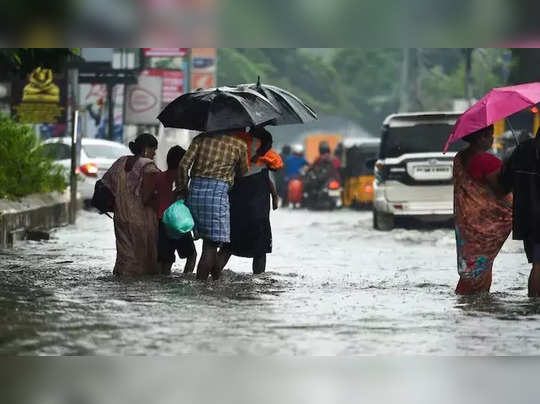 “நாளை புதிய காற்றழுத்த தாழ்வு பகுதி”… மீனவர்கள் யாரும் கடலுக்கு செல்ல வேண்டாம்…. வானிலை ஆய்வு மையம் அலர்ட்…!!