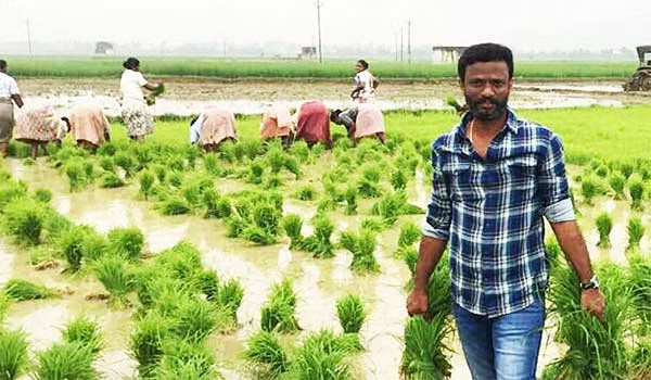 எனக்கு ரொம்ப சந்தோஷமா இருக்கு!… திடீரென விவசாயத்தில் இறங்கிய கடைகுட்டி சிங்கம் பட டைரக்டர்….!!!!