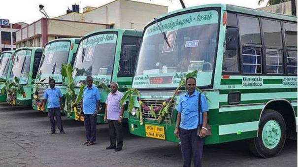 பேருந்துகளில் ஓட்டுநரை தவிர யாரும் இதை செய்யக்கூடாது…. போக்குவரத்துத்துறை முக்கிய சுற்றறிக்கை…!!!