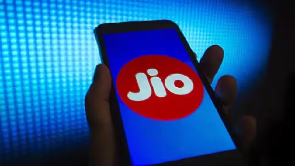 Jio-வின் ரீசார்ஜ் பிளான்…. கம்மியான விலையில் எக்கச்சக்க நன்மைகள்…. இதோ விபரம்….!!!!