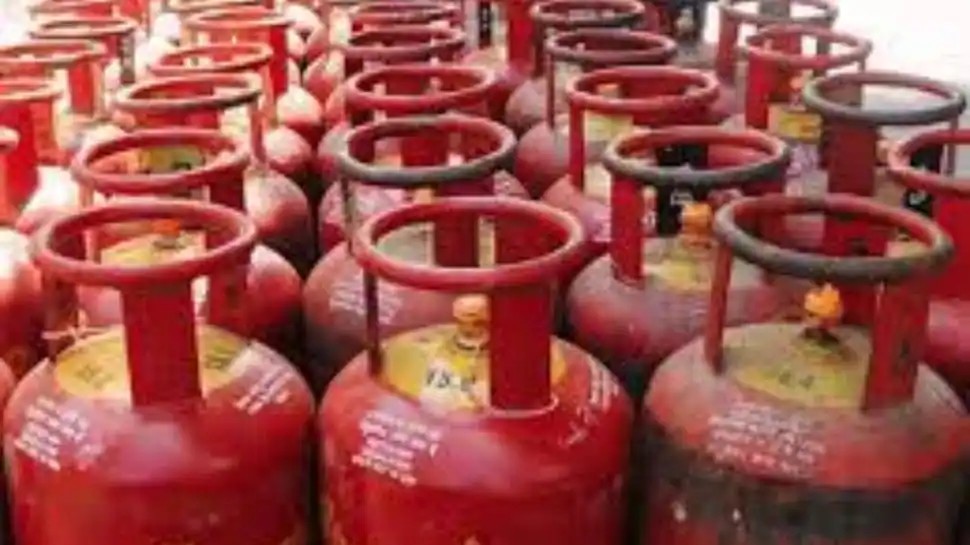 LPG சிலிண்டர்களுக்குரிய ரூ.200 மானியம்…. வெளியான மிக முக்கிய அறிவிப்பு…..!!!!!