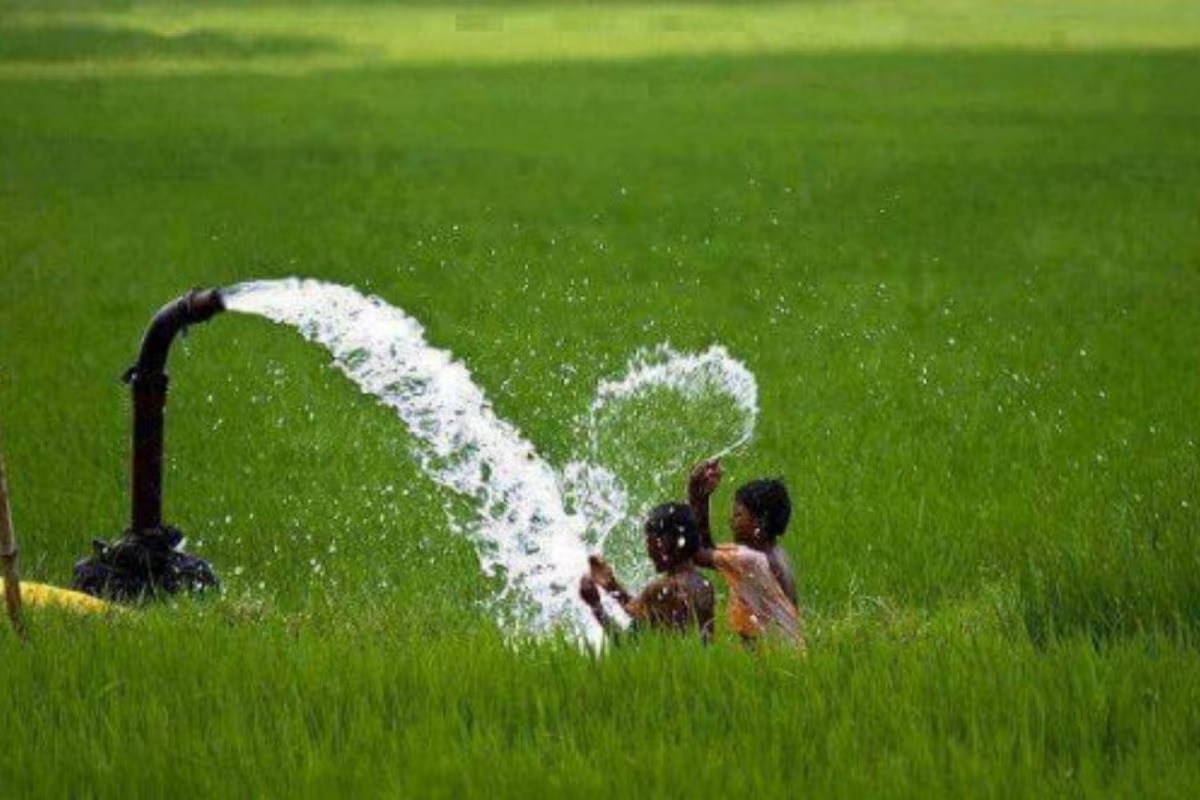 விவசாயிகளுக்கு மும்முனை மின்சாரம் வழங்கும் நேரம்…. தமிழக அரசு வெளியிட்ட முக்கிய அறிவிப்பு…..!!!!