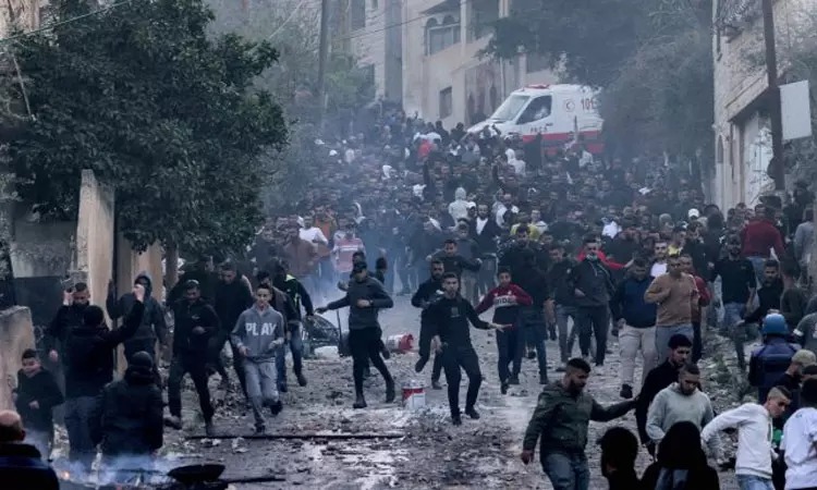 தொடரும் மோதல்கள்…. 6 பாலஸ்தீனியர்கள் சுட்டுக் கொலை…. மேற்கு கரையில் பரபரப்பு….!!!!