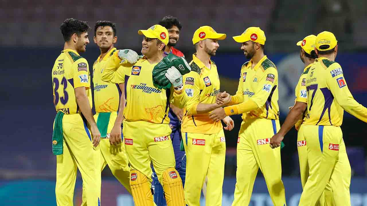 IPL: இன்று நடைபெறும் முதல் போட்டியில் தோனி இல்லை…. ரசிகர்கள் அதிர்ச்சி….!!!