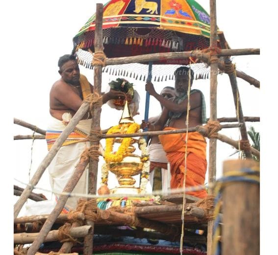 ஆதி கைலாசநாதர் கோவில் குடமுழக்கு… குவிந்த பக்தர்கள் கூட்டம்…!!!!!!