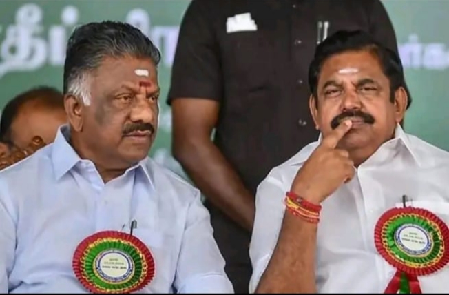“EPS பொதுக்கூட்டம், OPS போராட்டம்”…. ஒரே நாளில் ஒரே இடத்தில் மோதல்…. வெடிக்குமா வன்முறை…? போலீஸ் பலத்த பாதுகாப்பு…!!!